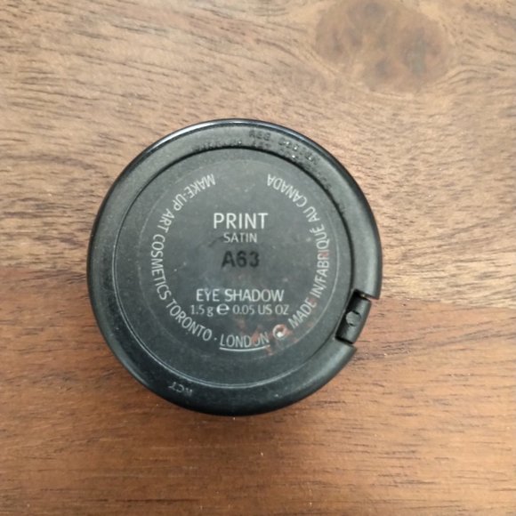 4 for $30  Mac Cosmetics eyeshadow - Print - Picture 2 of 2